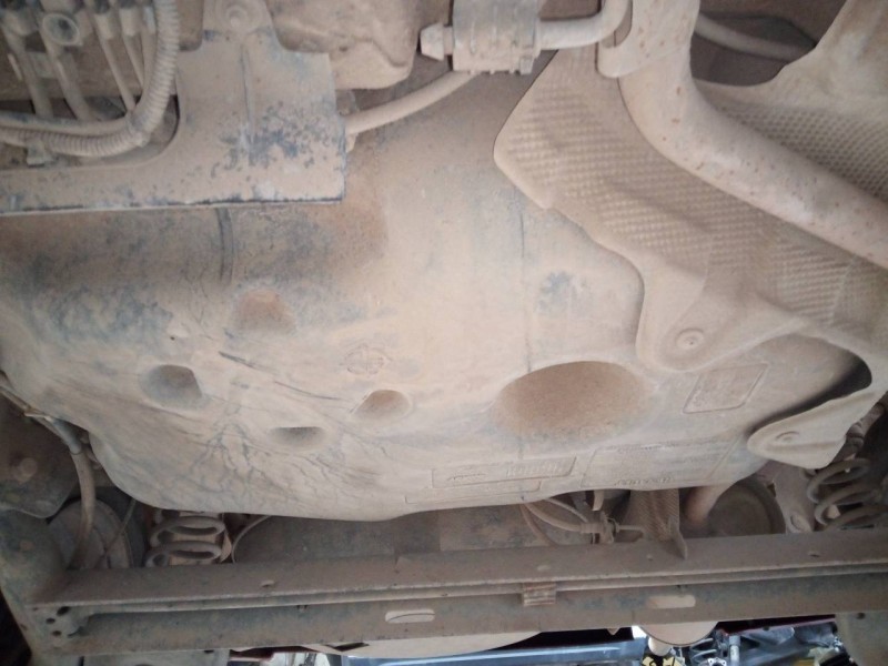 Recambio de deposito combustible para dacia sandero laureate referencia OEM IAM 8200627962  