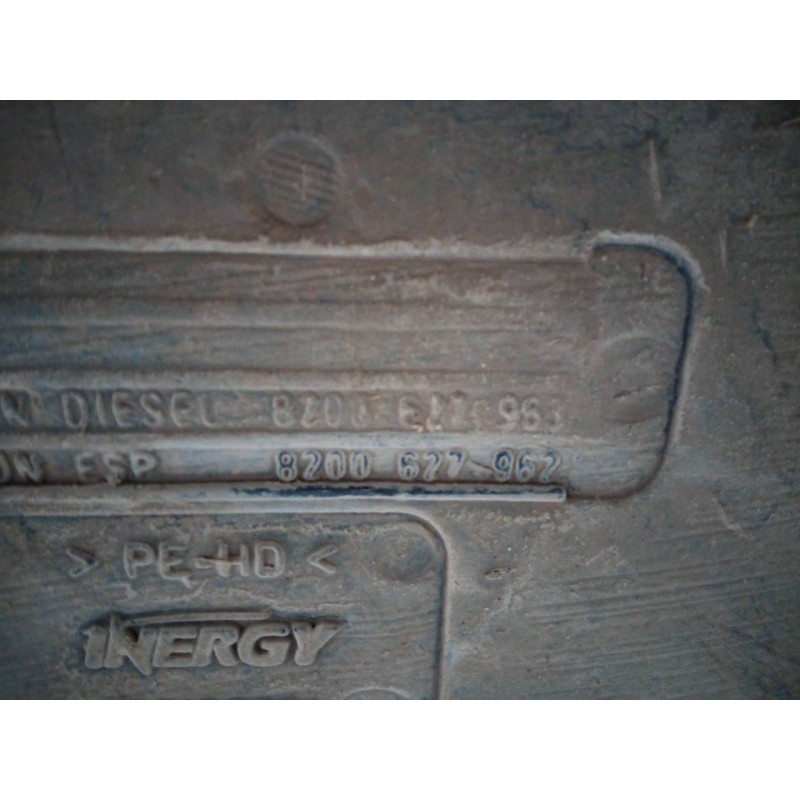 Recambio de deposito combustible para dacia sandero laureate referencia OEM IAM 8200627962  