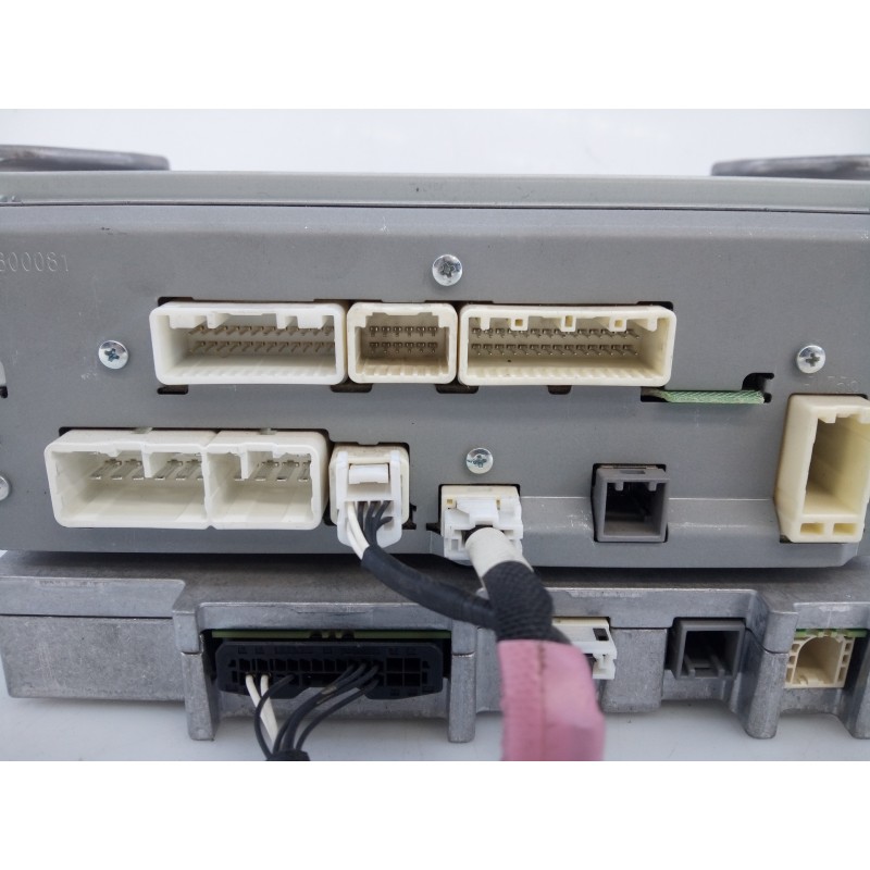 Recambio de sistema navegacion gps para toyota auris active referencia OEM IAM 8614002360 10R038055 E3-B2-9-1