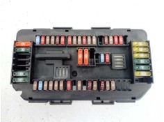 CAJA RELES / FUSIBLES 922487903 16062012 E3-A2-41-1