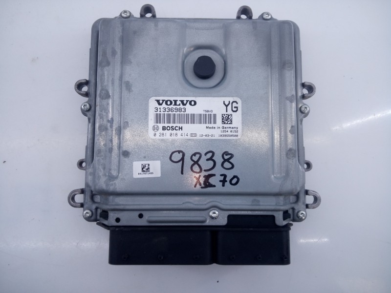 Recambio de centralita motor uce para volvo xc70 kinetic 2wd referencia OEM IAM 31336983 0281018414 E3-B5-18-3