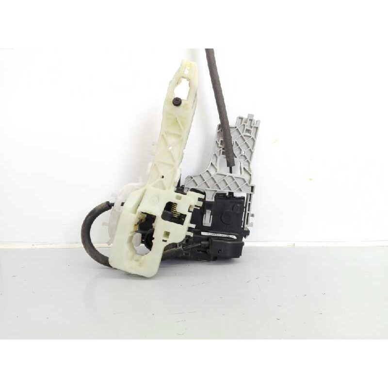 Recambio de cerradura puerta delantera derecha para kia sportage drive 4x2 referencia OEM IAM 313203U010FKB  E2-B5-10-2