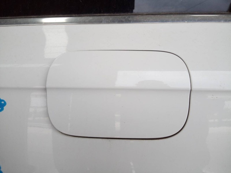 Recambio de tapa exterior combustible para audi q7 (4l) 4.2 tdi (240kw) referencia OEM IAM   