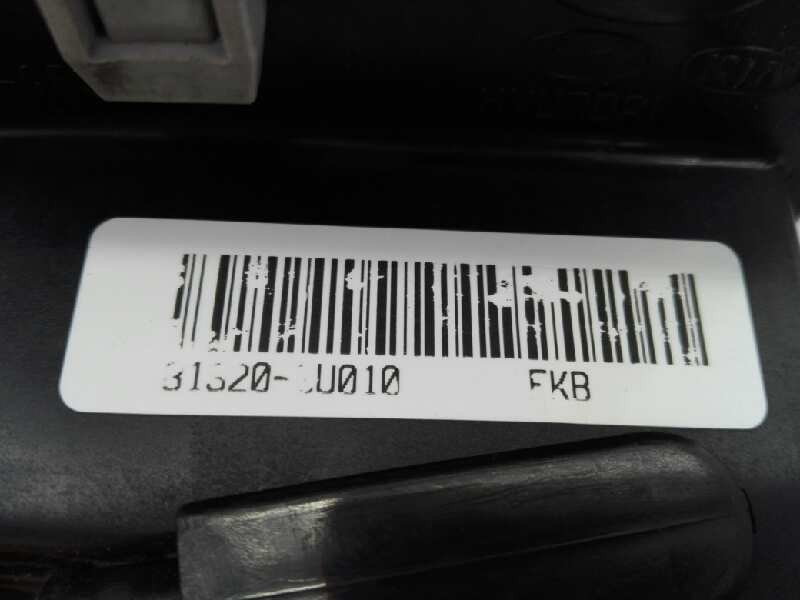 Recambio de cerradura puerta delantera derecha para kia sportage drive 4x2 referencia OEM IAM 313203U010FKB  E2-B5-10-2