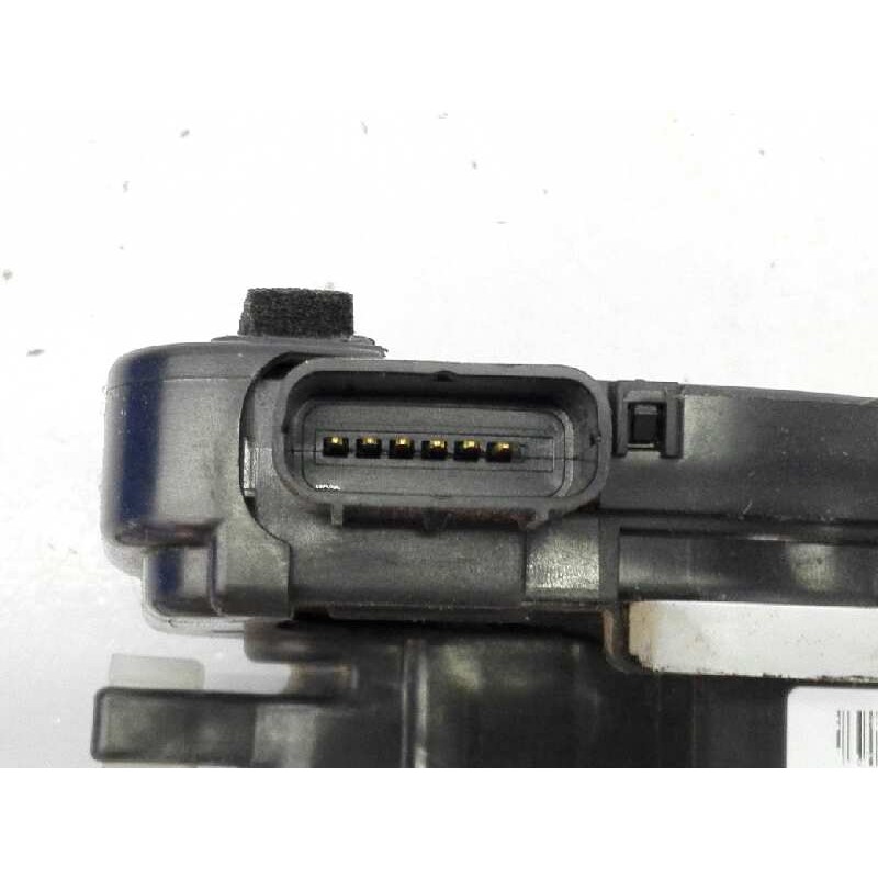 Recambio de cerradura puerta delantera derecha para kia sportage drive 4x2 referencia OEM IAM 313203U010FKB  E2-B5-10-2