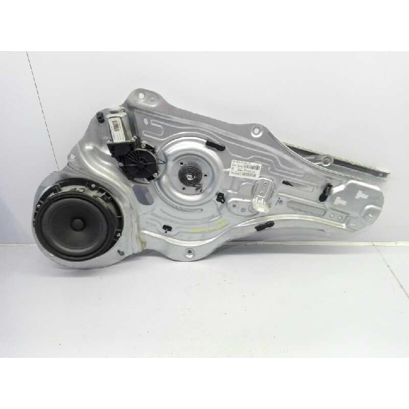 Recambio de elevalunas delantero derecho para kia sportage drive 4x2 referencia OEM IAM 824803U120 402390B E2-B5-8-1