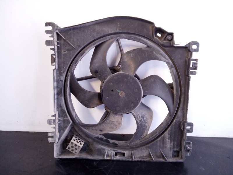 Recambio de electroventilador para nissan note (e11e) tekna referencia OEM IAM 8200688375 21481AY610 P2-B9-13