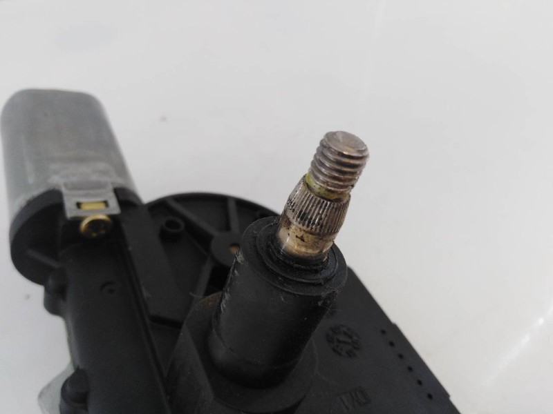 Recambio de motor limpia trasero para chevrolet captiva 2.0 vcdi lt referencia OEM IAM 96627058  E2-B6-10-2