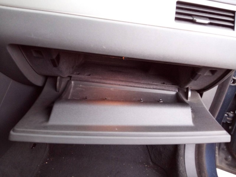 Recambio de guantera para volvo xc70 kinetic 2wd referencia OEM IAM   