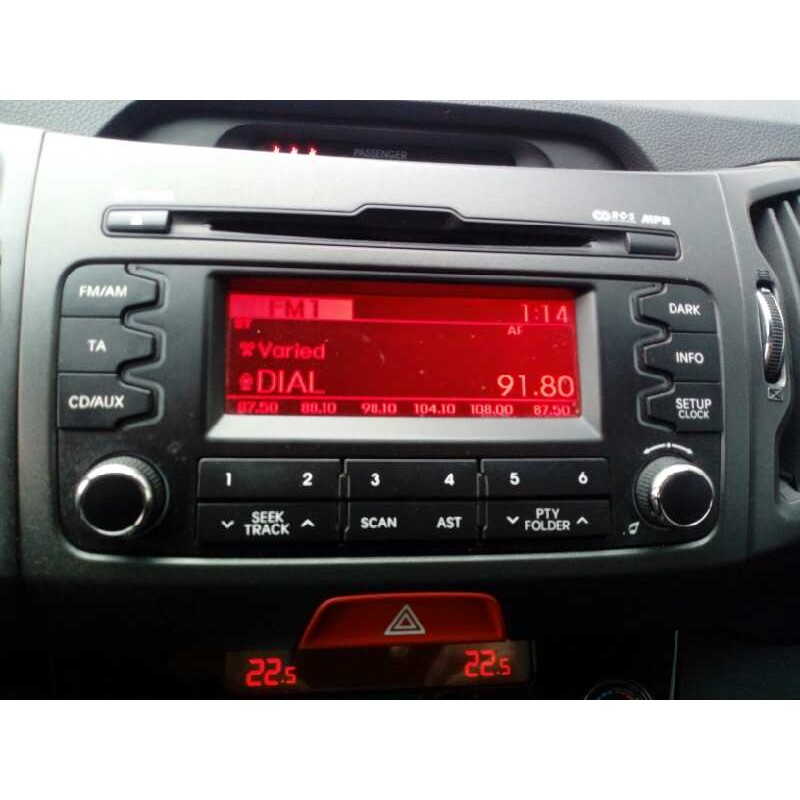 Recambio de sistema audio / radio cd para kia sportage drive 4x2 referencia OEM IAM 961603U230WK  E1-A3-24-3