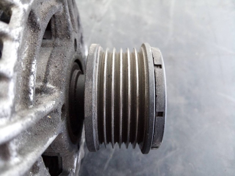 Recambio de alternador para nissan qashqai+2 (jj10) acenta referencia OEM IAM 0124525082 8200390667 P3-A4-24-2