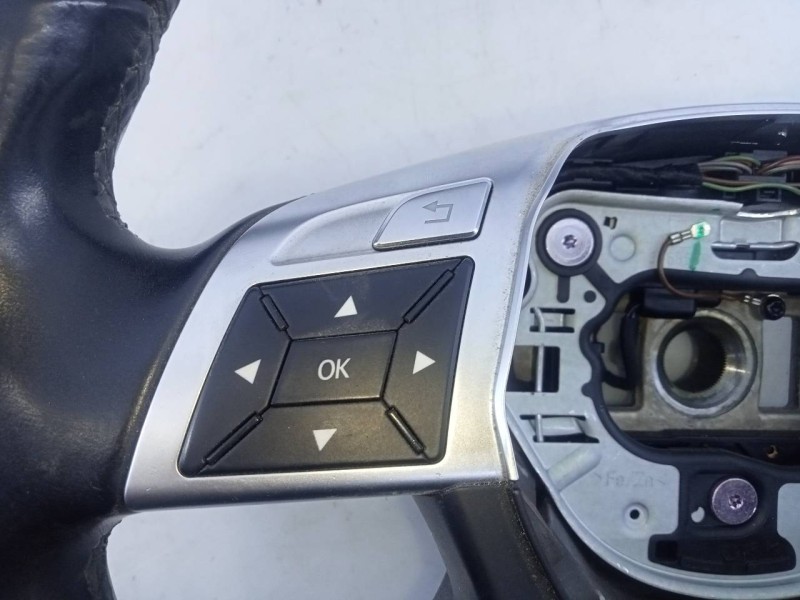 Recambio de volante para mercedes-benz clase c (w204) berlina referencia OEM IAM   E1-A2-38-2