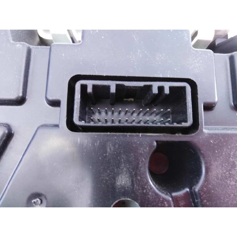 Recambio de cuadro instrumentos para renault captur dynamique referencia OEM IAM   E2-A1-9-5