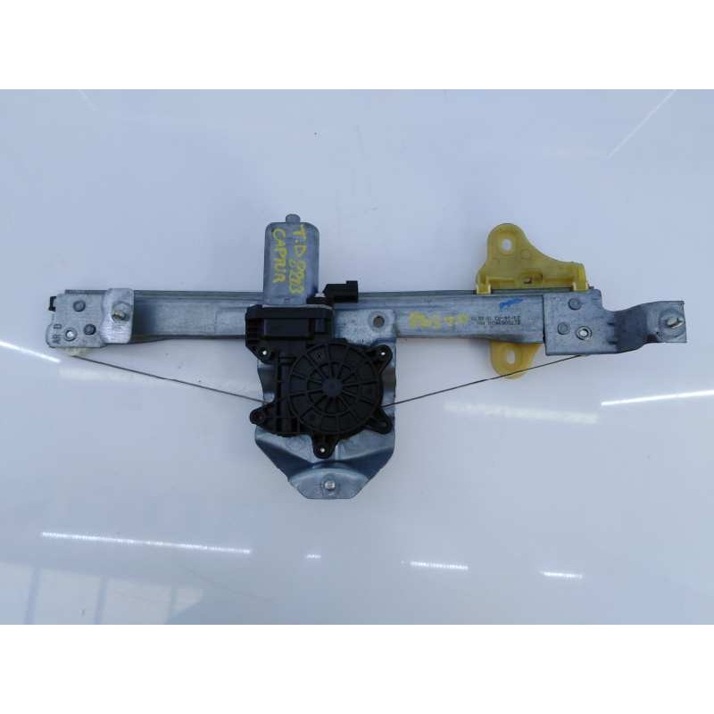 Recambio de elevalunas trasero derecho para renault captur dynamique referencia OEM IAM 128001071 9030295 E1-A1-8-2