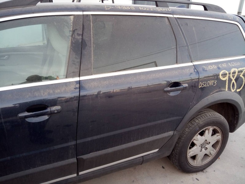 Recambio de puerta trasera izquierda para volvo xc70 kinetic 2wd referencia OEM IAM   