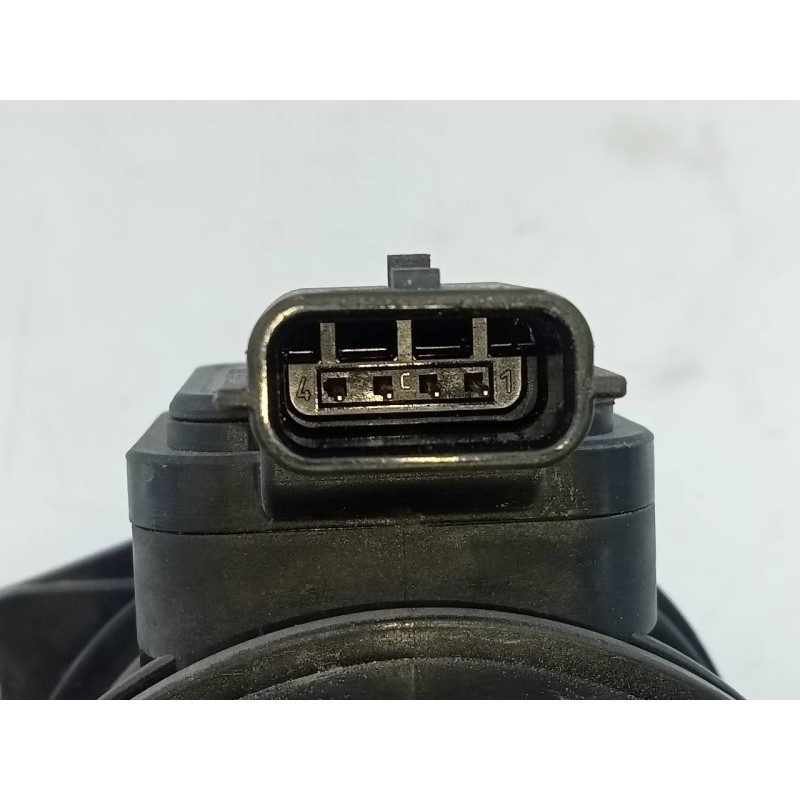 Recambio de caudalimetro para nissan qashqai (j10) 360 referencia OEM IAM 8200702517 5WK97021 E3-B4-22-1