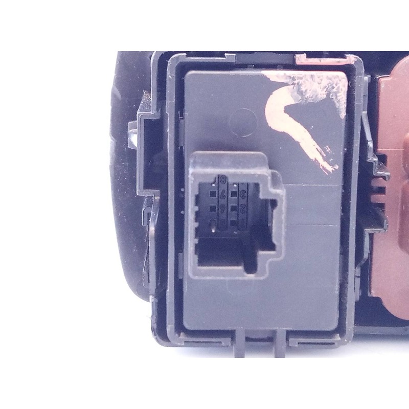 Recambio de mando elevalunas delantero izquierdo para renault captur dynamique referencia OEM IAM   E3-B5-2-2