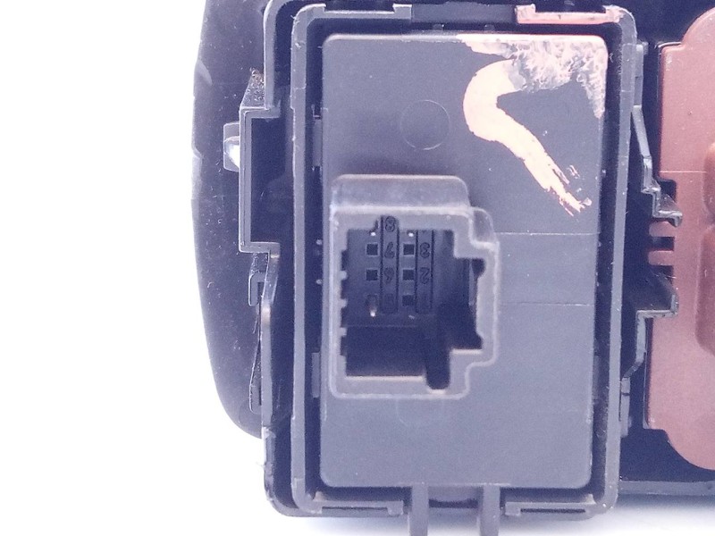 Recambio de mando elevalunas delantero izquierdo para renault captur dynamique referencia OEM IAM   E3-B5-2-2