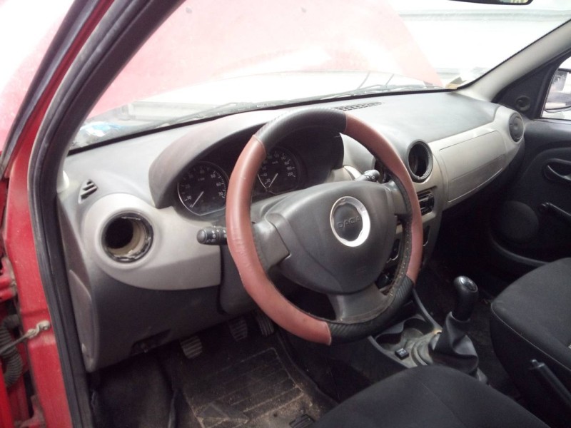 Recambio de salpicadero para dacia sandero laureate referencia OEM IAM   