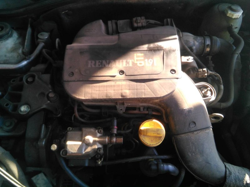 renault clio i fase i+ii (b/c57) del año 2001