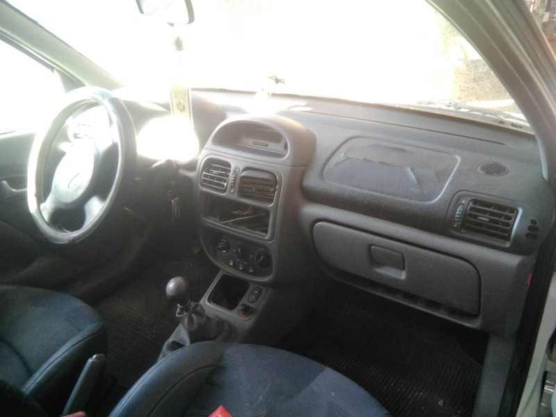 renault clio i fase i+ii (b/c57) del año 2001