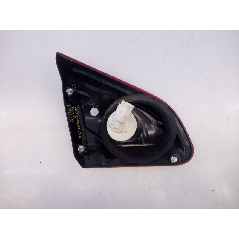 Recambio de piloto trasero derecho porton para nissan qashqai (j10) 360 referencia OEM IAM 89503209 B26550BR01A E2-A4-49-2