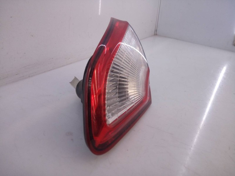 Recambio de piloto trasero derecho porton para nissan qashqai (j10) 360 referencia OEM IAM 89503209 B26550BR01A E2-A4-49-2