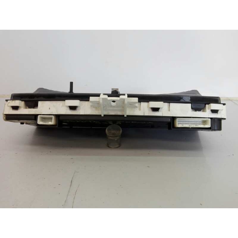 Recambio de cuadro instrumentos para toyota corolla (e12) 1.4 d-4d luna compact referencia OEM IAM 8380002C60  E2-B4-19-2
