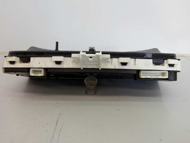 Recambio de cuadro instrumentos para toyota corolla (e12) 1.4 d-4d luna compact referencia OEM IAM 8380002C60  E2-B4-19-2
