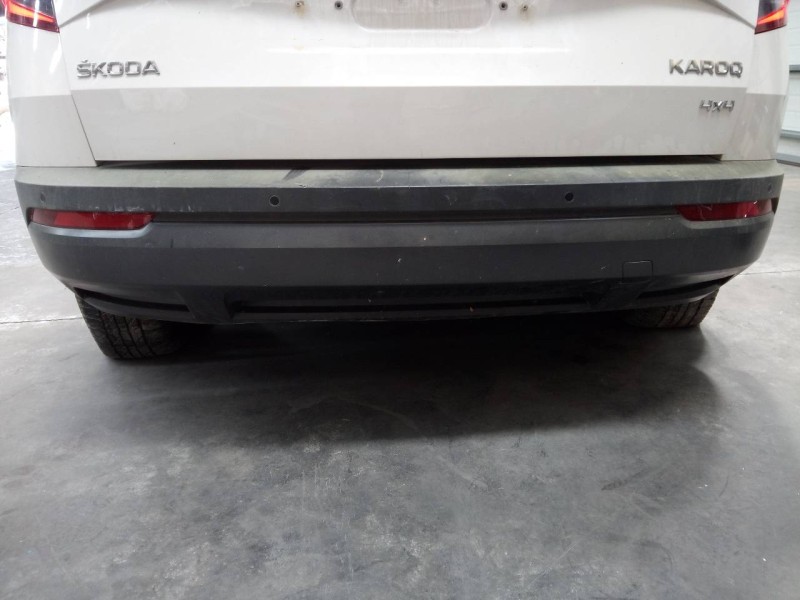 Recambio de paragolpes trasero para skoda karoq (nu) ambition 4x4 referencia OEM IAM   