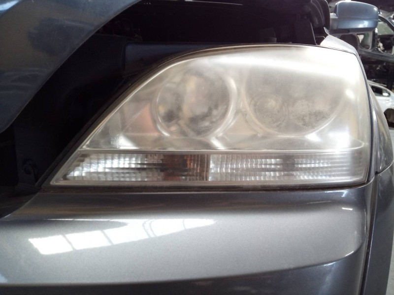 Recambio de faro izquierdo para kia sorento 2.5 crdi ex referencia OEM IAM   