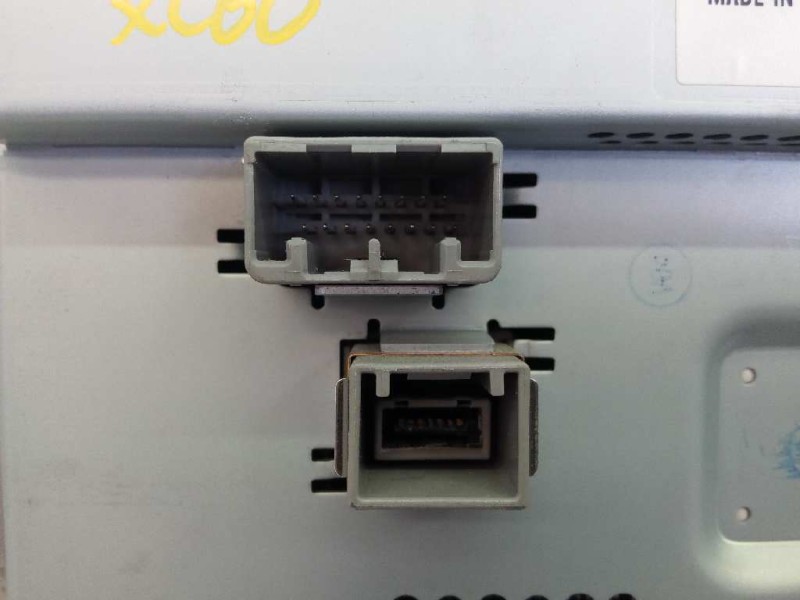 Recambio de sistema audio / radio cd para volvo xc60 momentum 2wd referencia OEM IAM 31288318 M4221200142 E3-B5-48-4