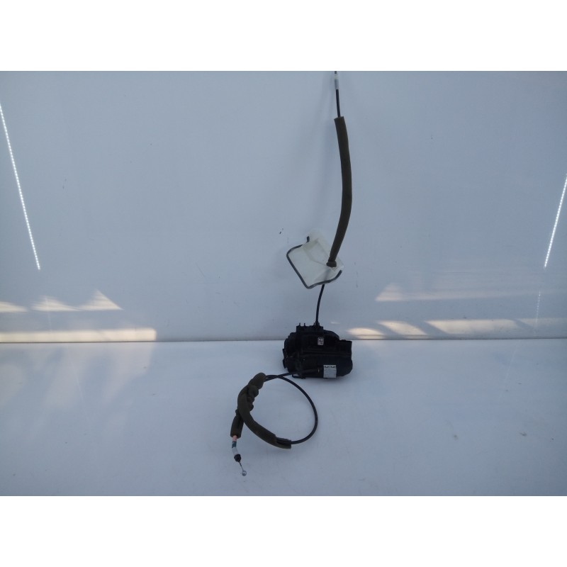 Recambio de cerradura puerta delantera derecha para infiniti q70 lim. 3.0d gt referencia OEM IAM 1349A069  