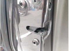 CERRADURA PUERTA TRASERA IZQUIERDA 