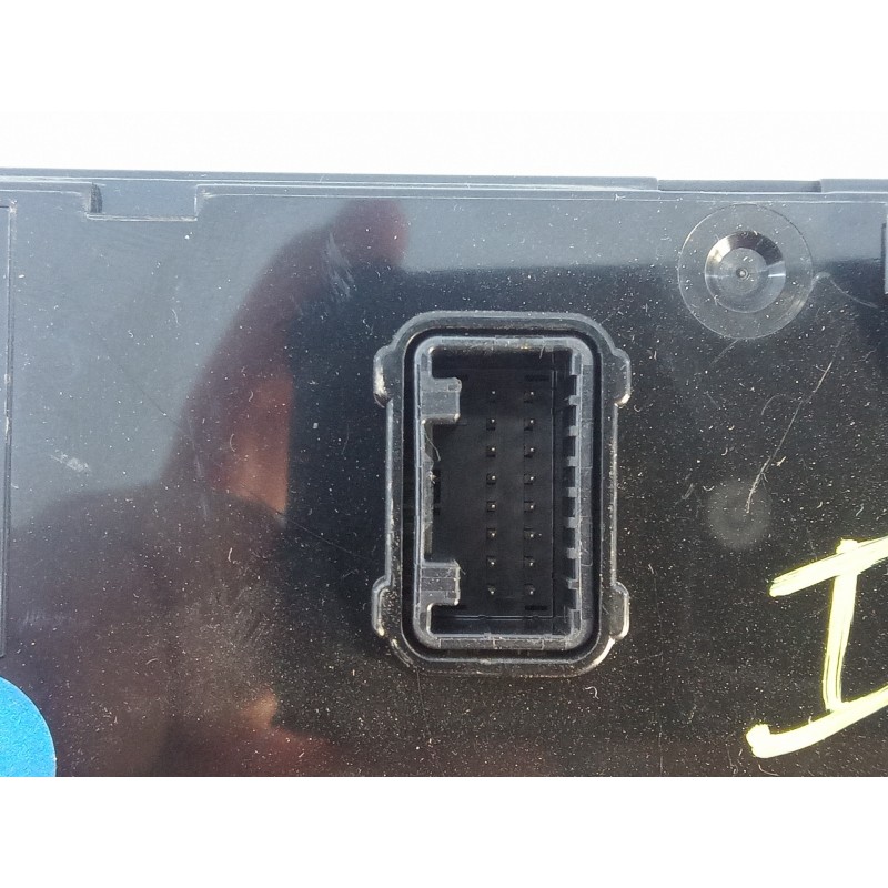 Recambio de mando climatizador para hyundai i30 (pd) essence referencia OEM IAM 97250G4200  E3-A3-43-1