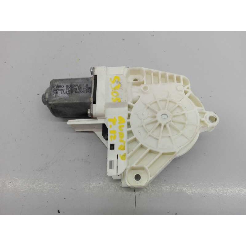 Recambio de motor elevalunas trasero izquierdo para audi q3 (8ug) design quattro referencia OEM IAM 8K0959811A  E1-B6-16-2