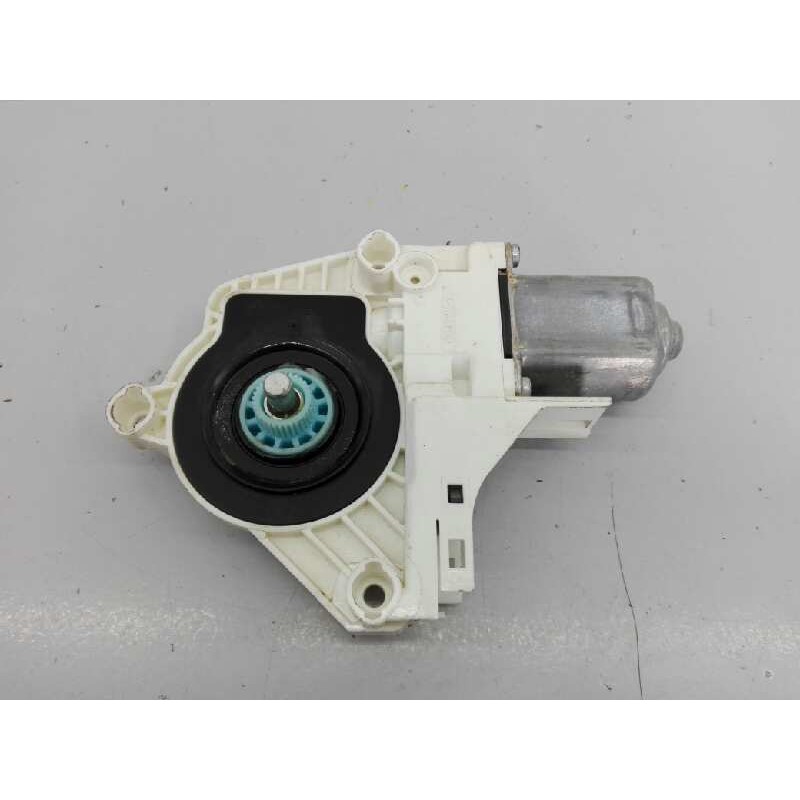 Recambio de motor elevalunas trasero izquierdo para audi q3 (8ug) design quattro referencia OEM IAM 8K0959811A  E1-B6-16-2