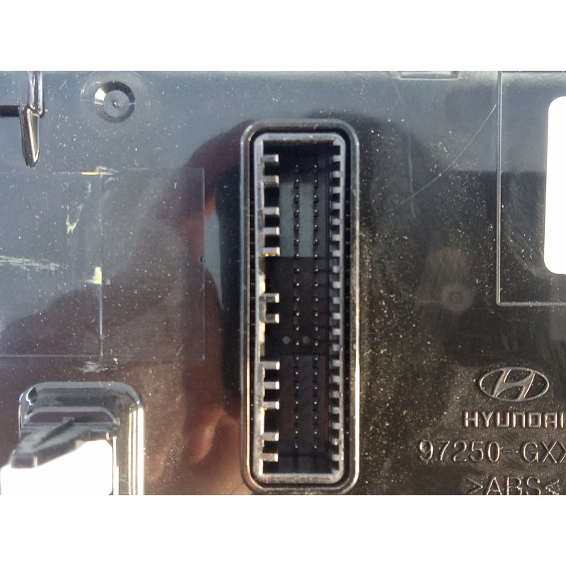 Recambio de mando climatizador para hyundai i30 (pd) essence referencia OEM IAM 97250G4200  E3-A3-43-1