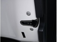 CERRADURA PUERTA TRASERA IZQUIERDA 