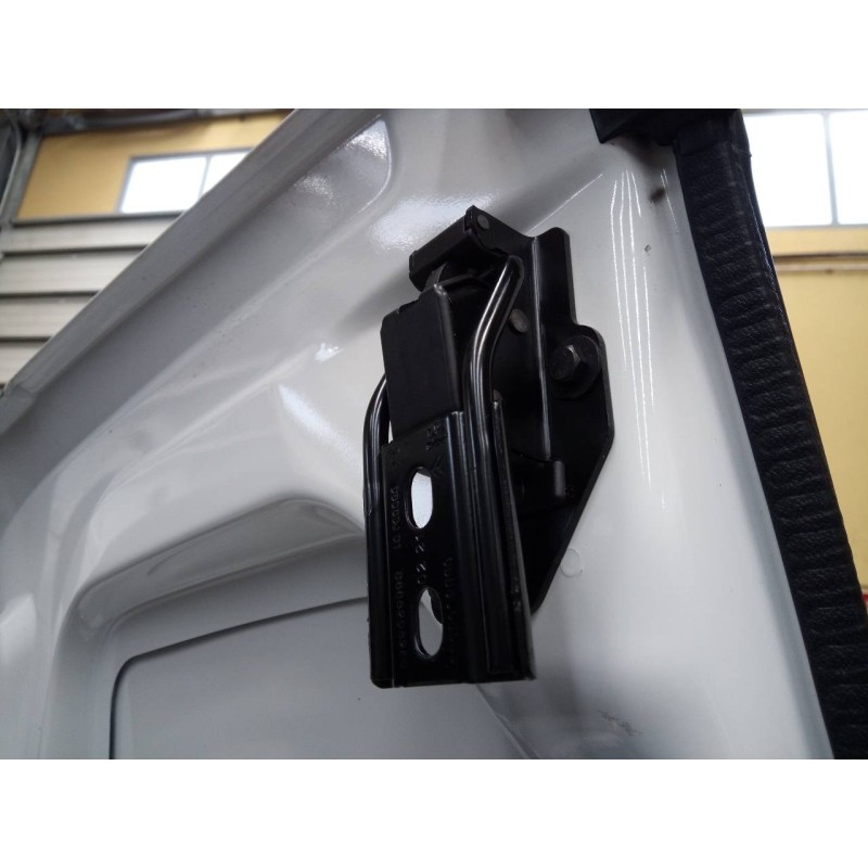 Recambio de cerradura maletero / porton para toyota proace city referencia OEM IAM   