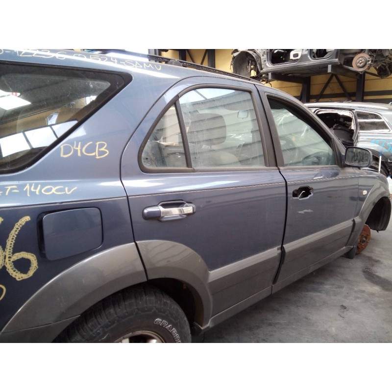 Recambio de puerta trasera derecha para kia sorento 2.5 crdi ex referencia OEM IAM   