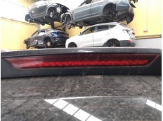 LUZ CENTRAL DE FRENO 