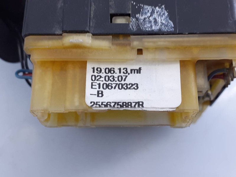 Recambio de mando limpia para renault captur dynamique referencia OEM IAM 255675887R  E2-A1-2-3