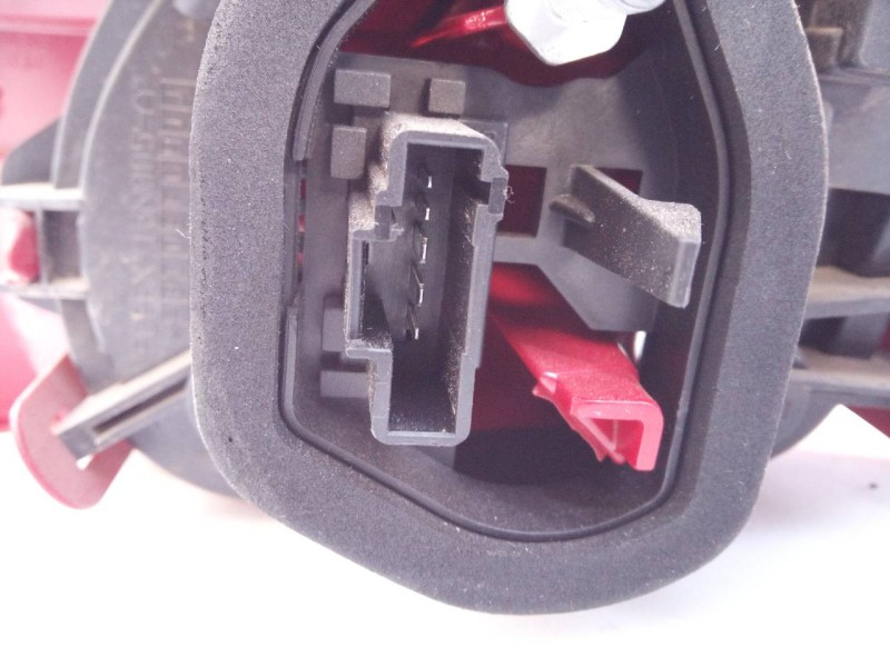 Recambio de piloto trasero izquierdo para peugeot 208 active referencia OEM IAM 9672628280  E1-A4-27-1