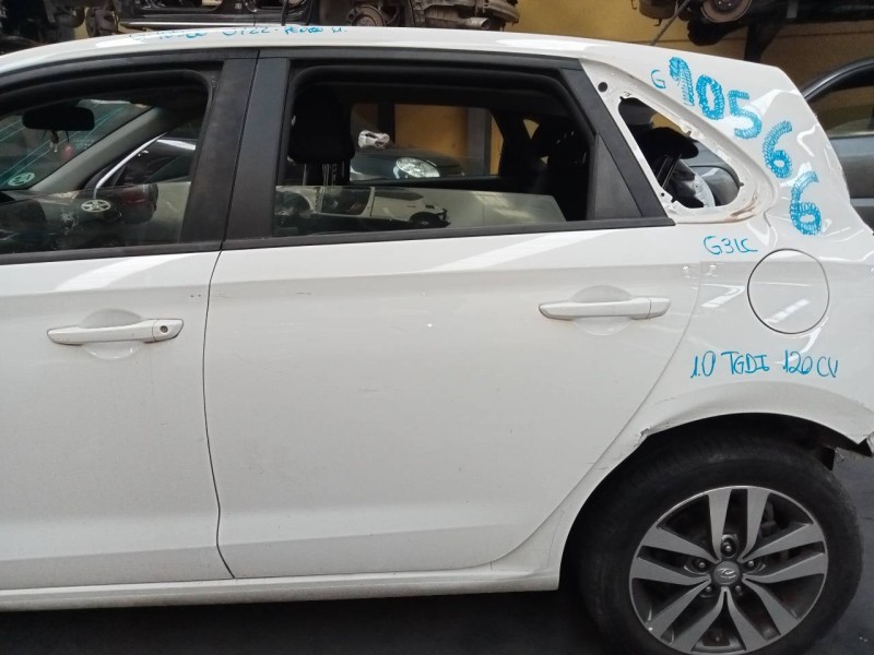 Recambio de puerta trasera izquierda para hyundai i30 (pd) essence referencia OEM IAM   