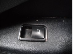 MANDO ELEVALUNAS DELANTERO DERECHO 