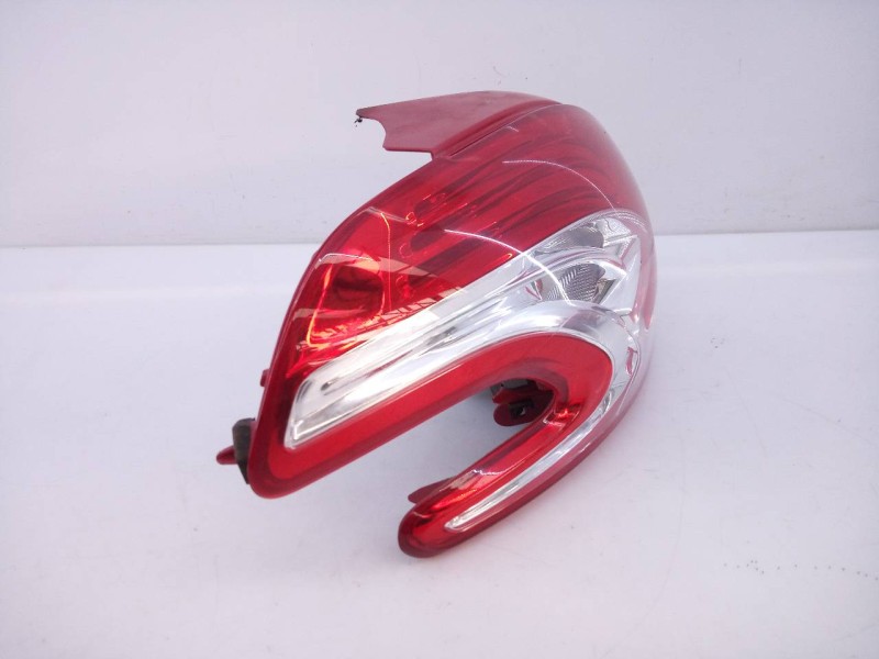 Recambio de piloto trasero izquierdo para peugeot 208 active referencia OEM IAM 9672628280  E1-A4-27-1