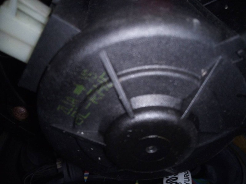 Recambio de ventilador calefaccion para kia sorento 2.5 crdi ex referencia OEM IAM F00S330025  
