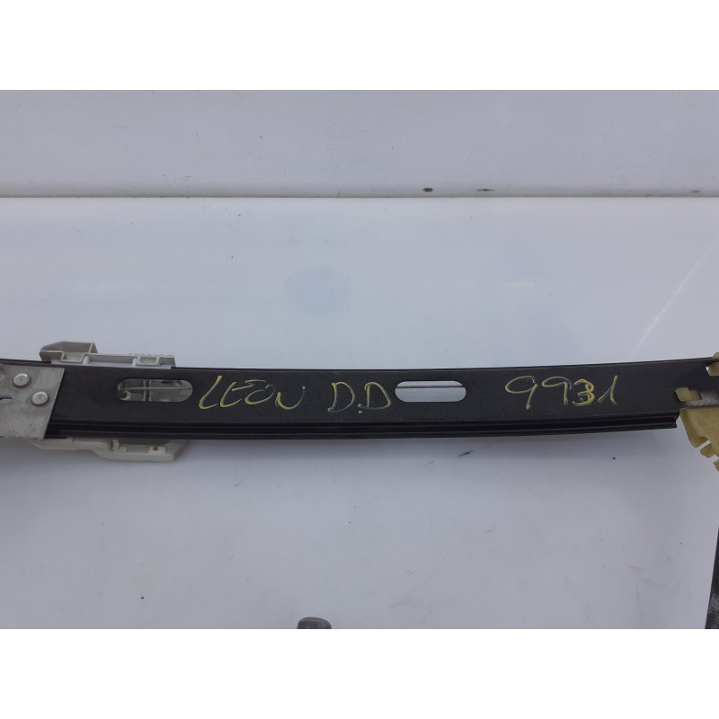 Recambio de elevalunas delantero derecho para seat leon (5f1) reference connect referencia OEM IAM 0130822716 S850202100 E1-B3-2