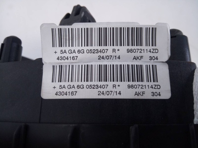 Recambio de airbag delantero izquierdo para peugeot 208 active referencia OEM IAM 98072114ZD  E1-A4-51-2